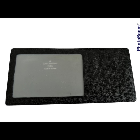 Louis Vuitton Damier Graphite Canvas
Double Snap Wallet - Picture 7 of 9